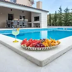 Fig Vila