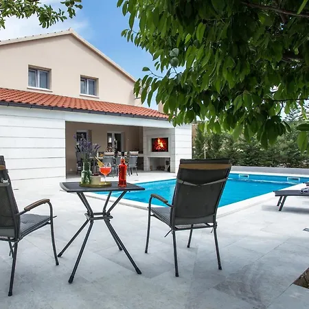 Villa Fig