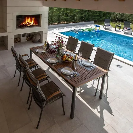 Fig ヴィラ スプリト